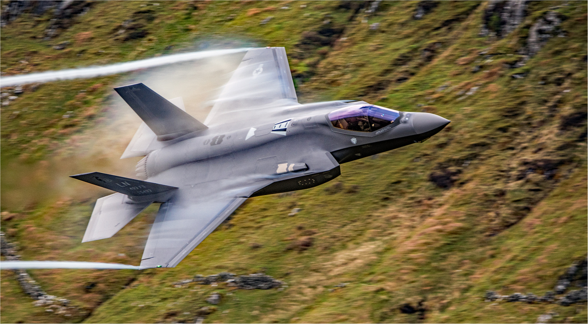 Tight turns at the Mach Loop - M Rivers
